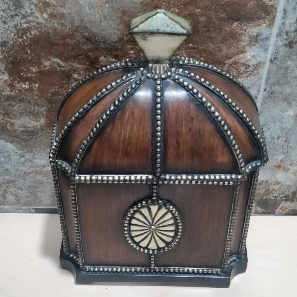 Large Aleron Box Decorative Trinket Dome Lid
